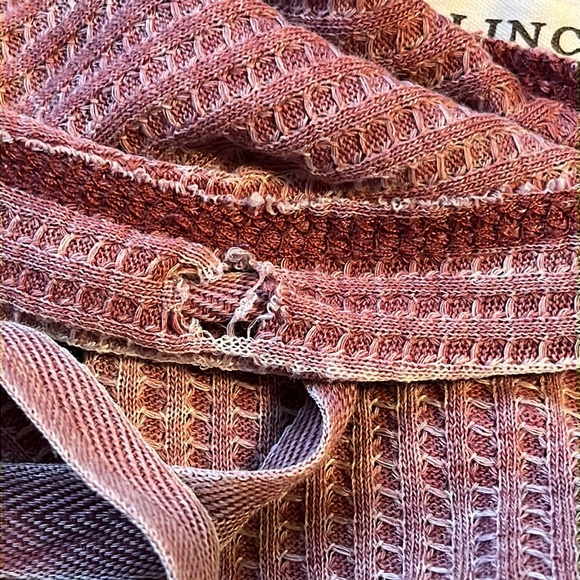 Lincoln Outfitters Lightweight Long Sleeve Distressed Hoodie, Mauve | XXL - Picture 13 of 13